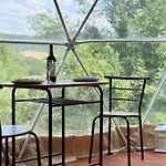 Geo Dome With Private Bathroom, E-scooters & Mountain Views