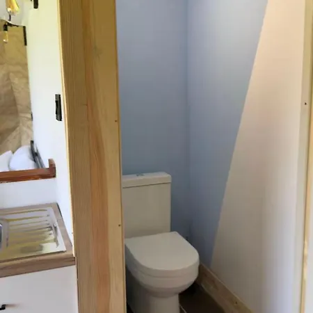 Geo Dome With Private Bathroom, E-scooters & Mountain Views خيمة فخمة *
