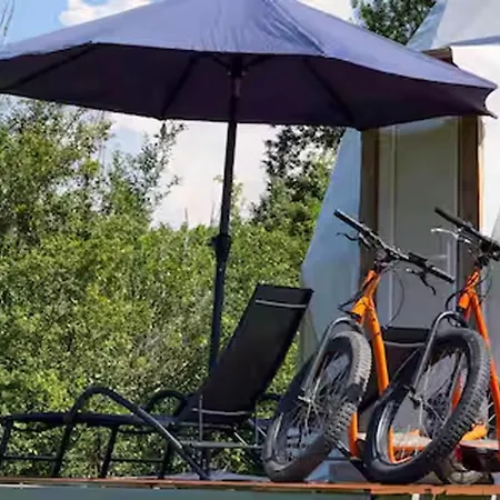 Secluded Dome Retreat Near Elena *