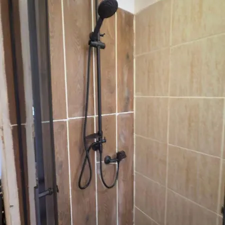 Secluded Dome Retreat Near Elena Campismo de Luxo Radovtsi