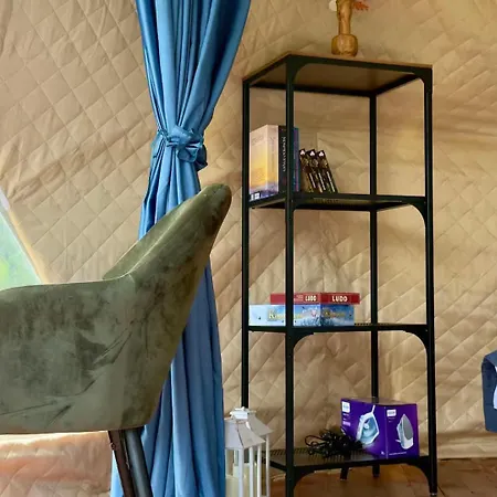 Geo Dome With Private Bathroom, E-scooters & Mountain Views Tente de luxe *