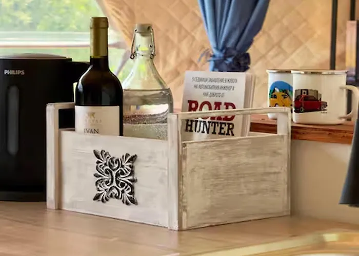 Secluded Dome Retreat Near Elena Radovtsi